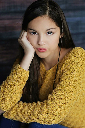 Olivia Rodrigo HD phone wallpaper