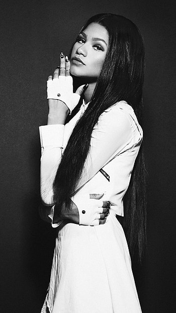 Zendaya, Celeb spotlight, Fashion icon, Talented actress HD phone wallpaper