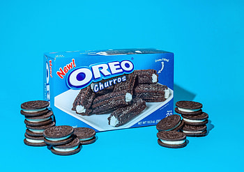 Oreo , Delicious visuals, Mouth-watering beauty, Cravings indulgence HD wallpaper