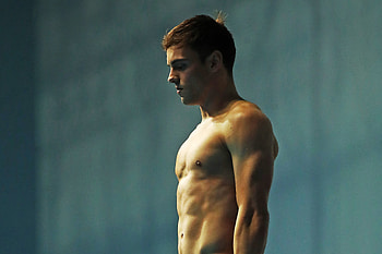 Tom Daley, Explores the trials, Gay dad, Memoir HD wallpaper