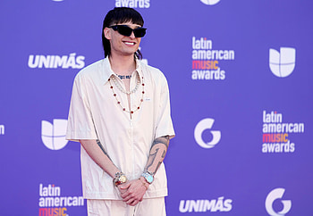 Peso Pluma Style at Awards Event -, music, Peso Pluma HD wallpaper