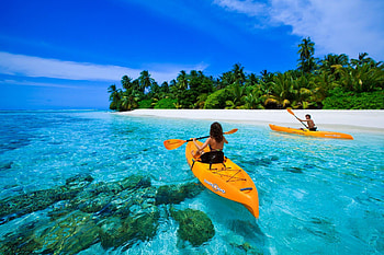 Blue Lagoon Maldives, Canoeing HD wallpaper