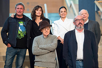 Woody Allen films, Gina Gershon, Wallace Shawn, Working collaboration HD wallpaper