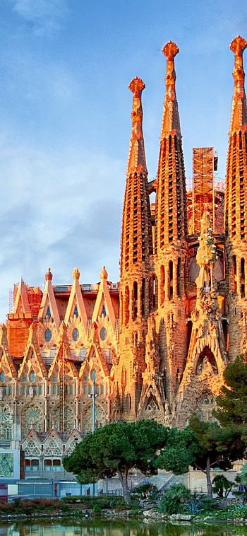 Sagrada Familia, Barcelona skyline, La Sagrada Familia, Barcelona icon HD phone wallpaper