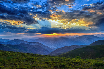Horizon, sunset, landscape, mountains, clouds HD wallpaper