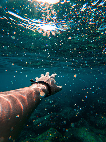 Water, Swimming, Hand, Miscellanea, Miscellaneous, Underwater, Submarine HD phone wallpaper