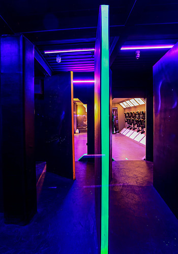 Laser tag, Immersive arena, Daldesign company, Laser game HD phone wallpaper