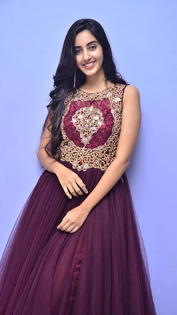 Simrat Kaur, Tollywood HD phone wallpaper