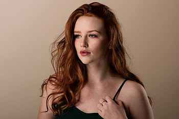Woman, looking away, red head, beautiful, juicy lips HD wallpaper