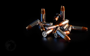 High-Def Bullet Still-Life, gun HD wallpaper