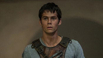 Injured on Maze Runner set, Variety HD wallpaper