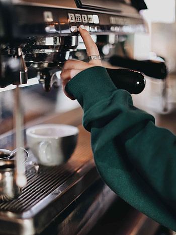 Coffee, Hand, Miscellanea, Miscellaneous, Ring, Coffee Machine, Barista HD phone wallpaper