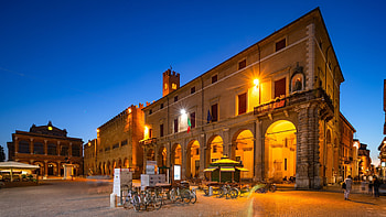 Rimini, Best travel tips, Exploring Rimini, Expedia recommendations HD wallpaper