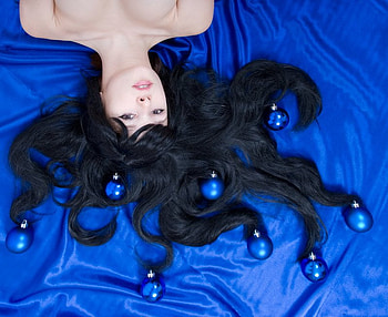 Blue christmas , blue, christmas, cute, laying, balls, lovely, hair, female HD wallpaper