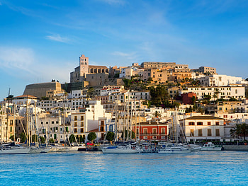 Spain houses, Coastal view, Sailing on the sea, Ibiza and Mallorca HD wallpaper