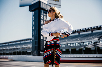 Gigi Hadid Tommy Hilfiger Campaign , gigi-hadid, celebrities, girls, hoot, tommy-hilfiger HD wallpaper