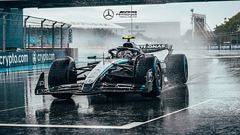 F1 Mercedes AMG Petronas Racing in Rain -, F1, Mercedes AMG F1 HD wallpaper