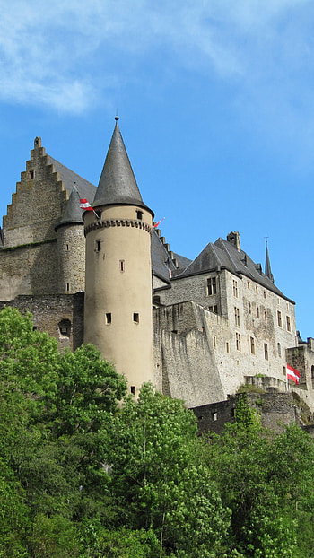 Luxembourg Castle, Vianden Castle, Europe Rocks, High Resolution HD phone wallpaper