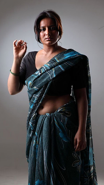 Pooja Gandhi, dandupalya, kannada movie, navel HD phone wallpaper