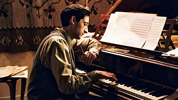 The Pianist (2022) movie HD wallpaper