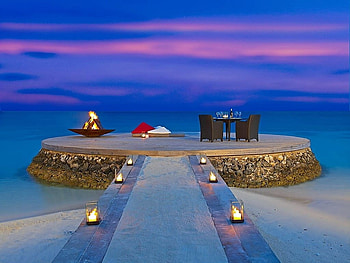 Beautiful Evening, table, island, ocean, lights HD wallpaper