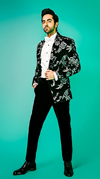 Ayushman Khurana, Actor HD phone wallpaper