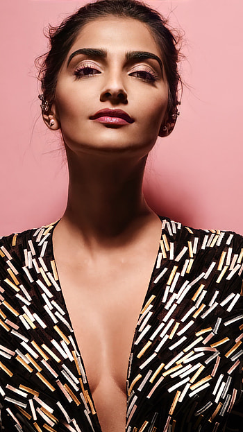 Sonam Kapoor, bollywood actress HD phone wallpaper