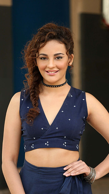 Seerat Kapoor, telugu actress, model, sexy gorgeous HD phone wallpaper