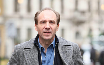Ralph Fiennes, Rejection of Harry Potter HD wallpaper