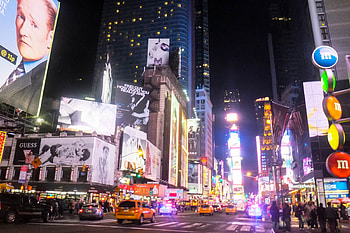 Broadway, New York's icon, Franks Travelbox's guide, Must-visit destination HD wallpaper