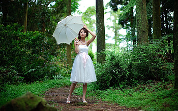 Asian, Women, Women Outdoors, White Dress, Umbrella / and Mobile Backgrounds HD wallpaper