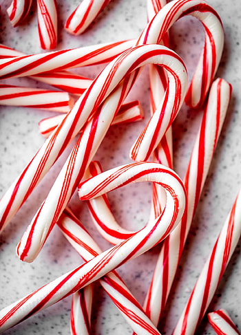 Buttercrunch peppermint, Candy cane buttercrunch, Delicious recipe, Tasty treat HD phone wallpaper