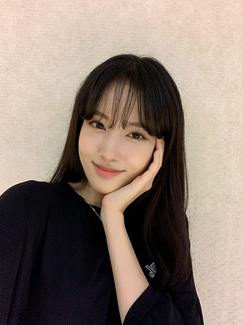 STAYC, K-pop head-turner, Gorgeous ID HD phone wallpaper
