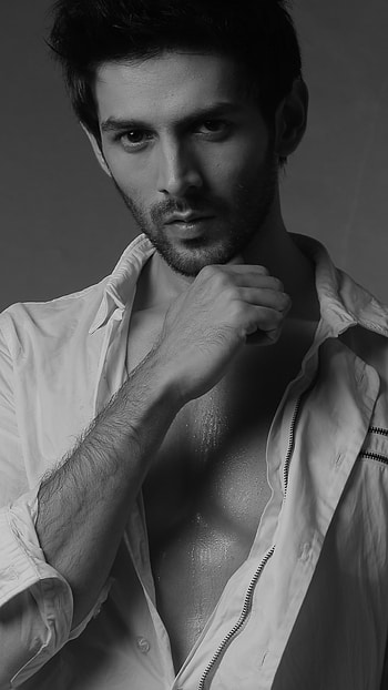 Kartik Aryan, Black And White HD phone wallpaper