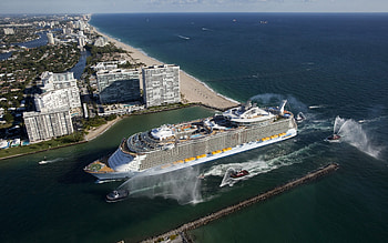 Cruiser ship, Port Everglades, Cityscape view, Majestic travel HD wallpaper