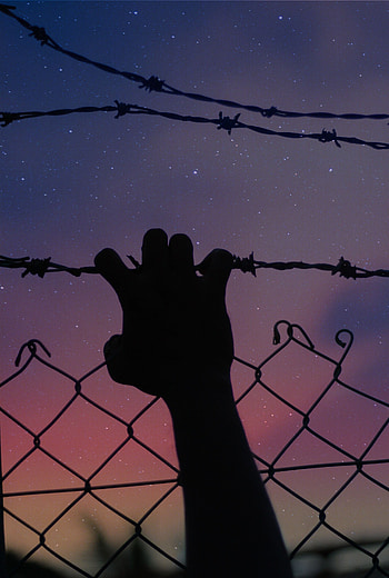 dom, Night, Dark, Hand, Starry Sky, Fence, Barbed Wire HD phone wallpaper
