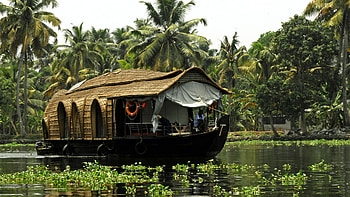 Responsible tourism in Kerala, Sustainable travel, Community engagement, Environmental conservation HD wallpaper