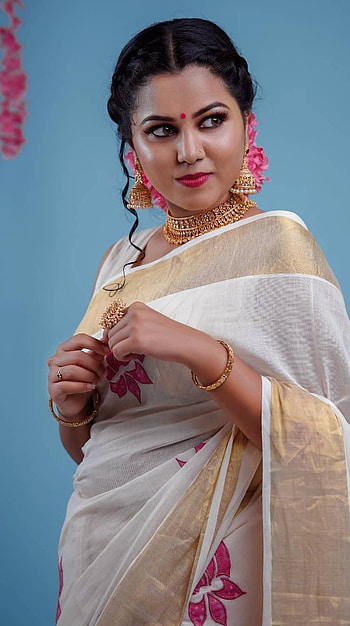 Shruty Suresh, mallu actress, saree beauty HD phone wallpaper