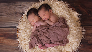 Twins Babies HD wallpaper