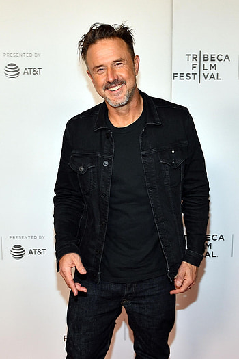 David Arquette, Star portrait, News updates, Stunning visuals HD phone wallpaper