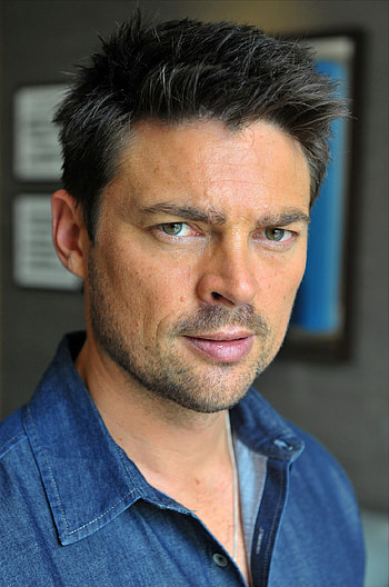 Karl Urban, Star Trek into Darkness, call 2013, Fanpop HD phone wallpaper