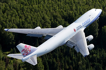 China Airlines, Travels, 747 engine damage, baggage cart collision HD wallpaper