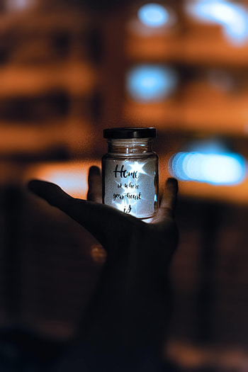 Dark, Shine, Hand, Blur, Smooth, Brilliance, Inscription, Bottle, Vial HD phone wallpaper