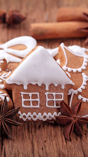 Gingerbread house , Festive backgrounds, Sweet and delicious, Edible art HD phone wallpaper