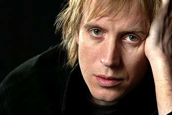 Rhys Ifans, Mycroft Holmes, Crying sound, Elementary reference HD wallpaper