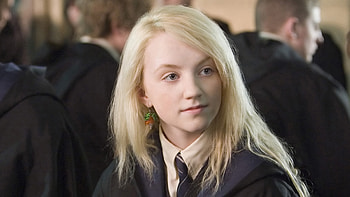 Luna Lovegood, Cafeteria scene, Digital Citizen, Quirky HD wallpaper