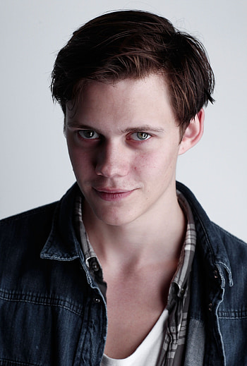Bill Skarsgard movies, Bill Skarsgard HD phone wallpaper