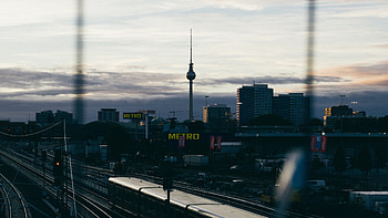 Berlin Skyline, Urban Train Station HD wallpaper