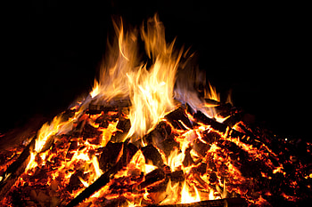Fire, Bonfire, Night, Dark, Flame, Sparks HD wallpaper