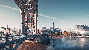 London , Posted by Michelle Peltier HD wallpaper